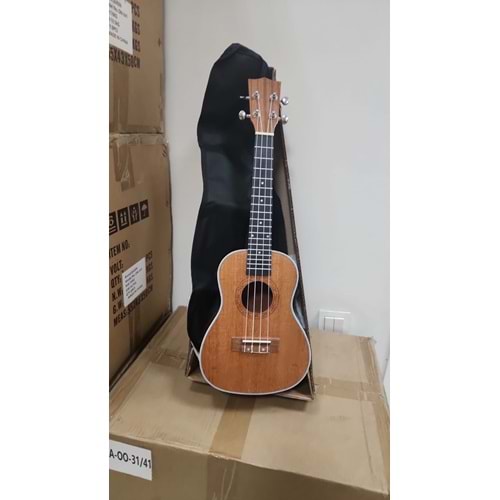 UK-23 MAUN UKULELE SOPRANO KILIFLI